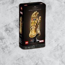 LEGO Marvel Infinity Gauntlet Set 76191 – Build Your Own Collectible Thanos Glove with Infinity Stones! Perfect Avengers Gift for Adults and Teens, Ideal Model Kit for Decoration and Display